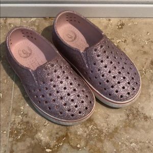 Glitter Natives in size 9 toddler